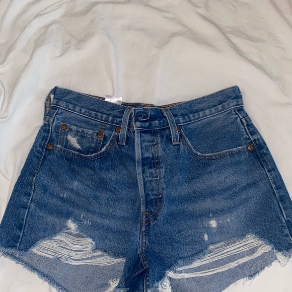 levi’s 501 - Picture 3 of 3